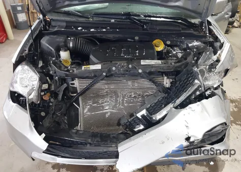 2019 Dodge Grand Caravan Sxt z USA, uszkodzony, nr VIN 2C4RDGCG5KR753268